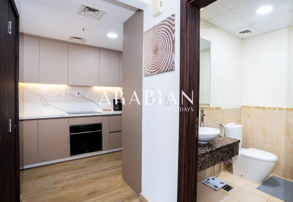 Appartement Beautiful 2br In Prime Jbr Location At Shams 1 Dubaï