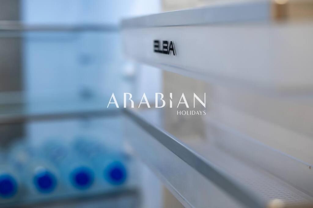 Beautiful 2br In Prime Jbr Location At Shams 1 Appartement *
